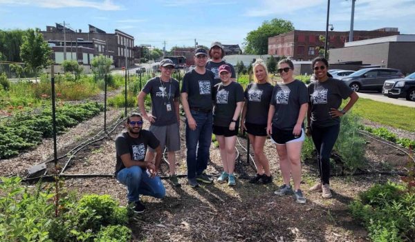 Group image of volunteers.